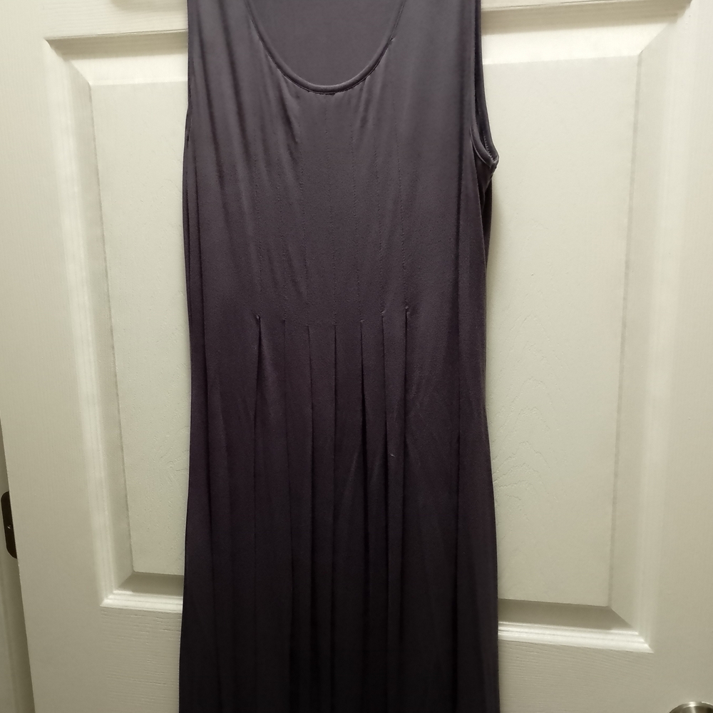 Elegant Dark Gray Sleeveless Dress